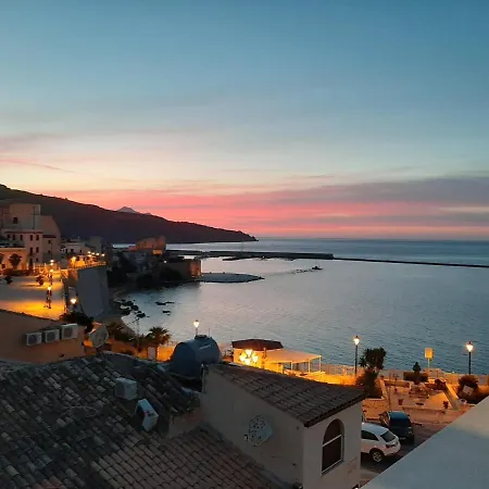 La Casa Blu Sul Mare - The Blue House By The Sea Castellammare del Golfo