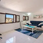 Дом отдыха La Casa Blu Sul Mare - The Blue House By The Sea *